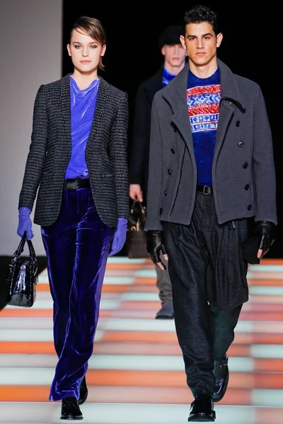 Look 30